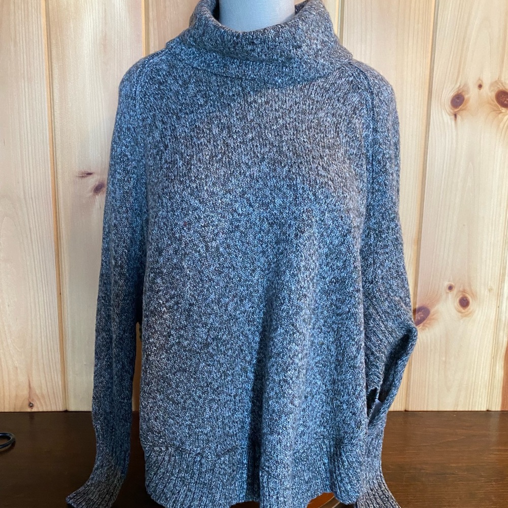 LEO & NICOLE - Zaryn Cotton Blend Poncho Pullover